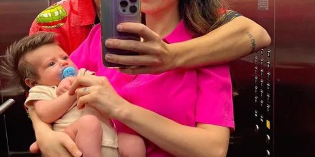 Fulya Zenginer, oğlunu paylaştı Fulya Zenginer, oğlunu paylaştı