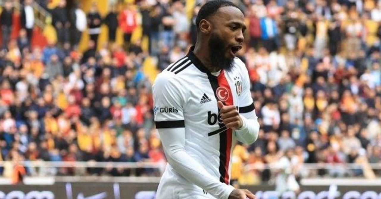 Futbolcunun maç sonrası sözleri dikkat çekti. Futbolcunun maç sonrası sözleri dikkat çekti.