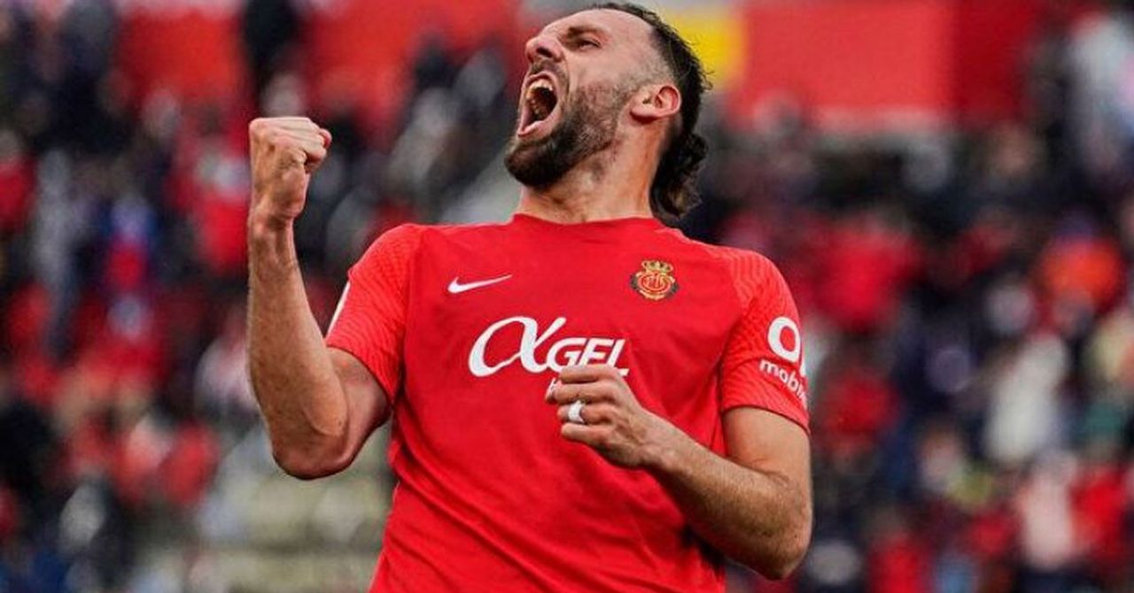 Futbolcunun yeni adresi açıklandı. Futbolcunun yeni adresi açıklandı.