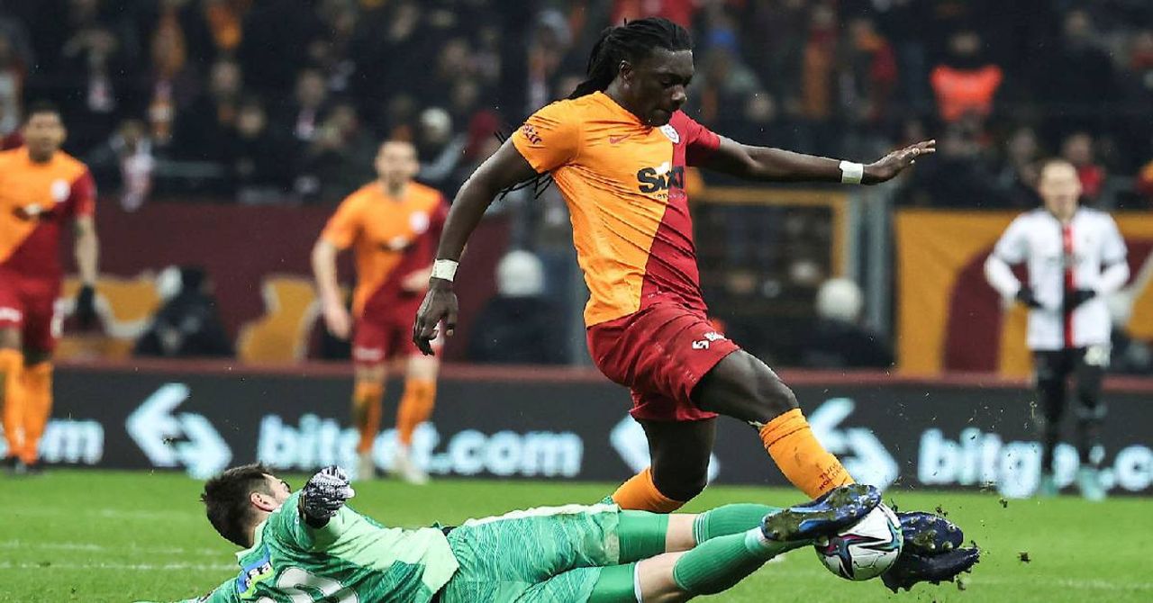 Galatasaray Beşiktaş derbisi Galatasaray Beşiktaş derbisi