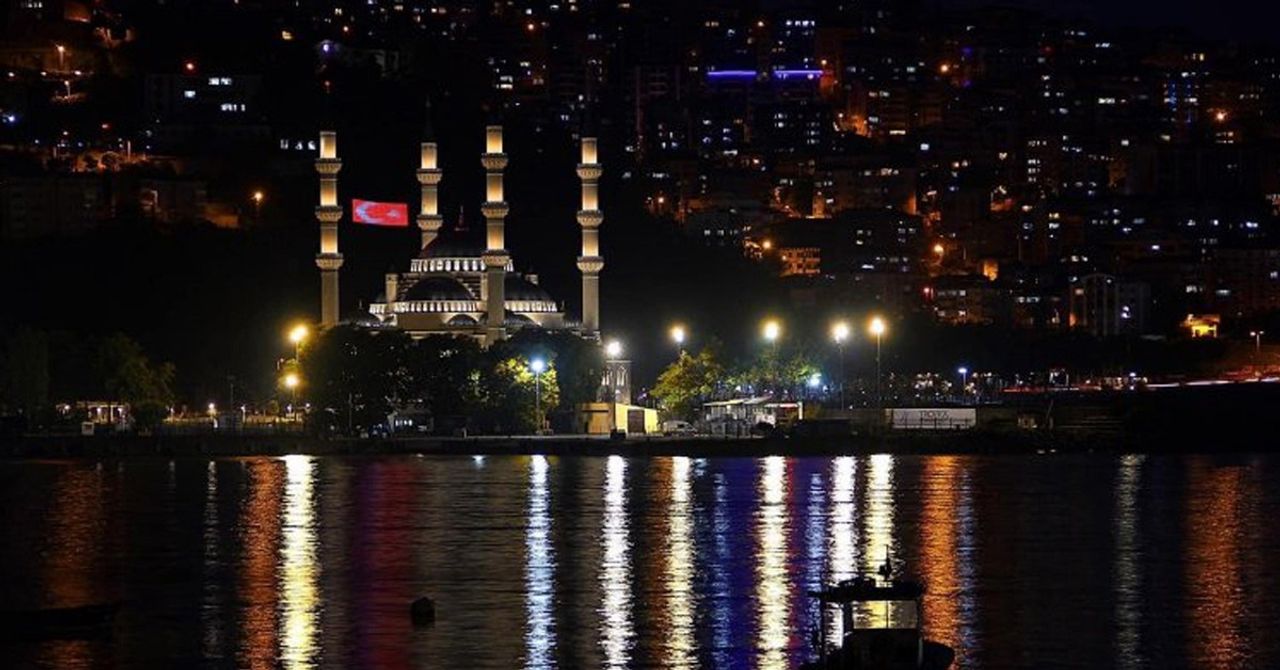 Gece Gece