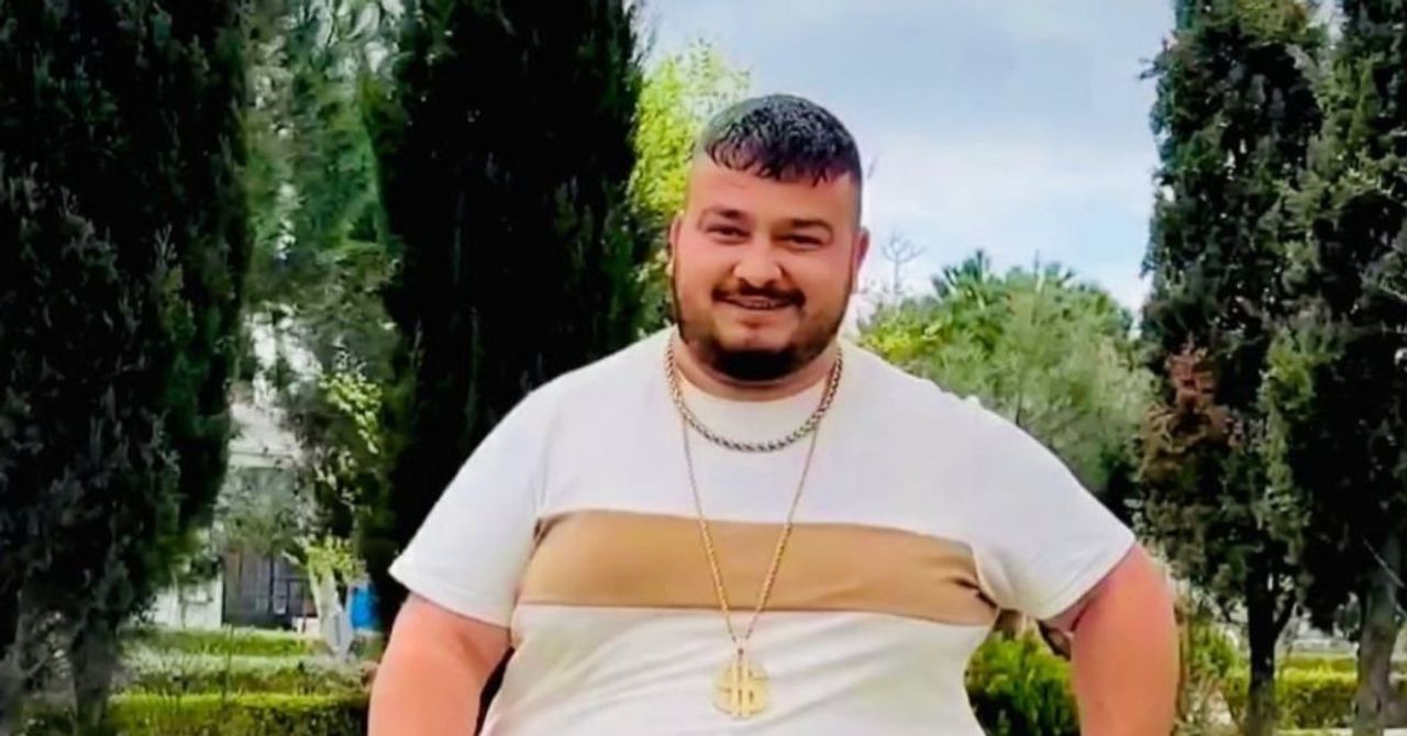 Göbek dansıyla servet kazanıyor: Sosyal medya fenomeni Yasin Cengiz kimdir, kaç yaşında? Göbek dansıyla servet kazanıyor: Sosyal medya fenomeni Yasin Cengiz kimdir, kaç yaşında?