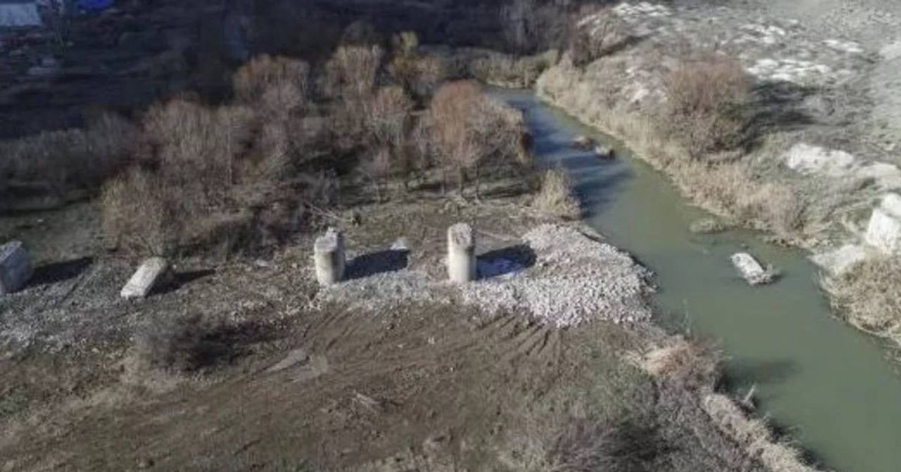 Gömleksiz Köprüsü Hırsızlık Gömleksiz Köprüsü Hırsızlık