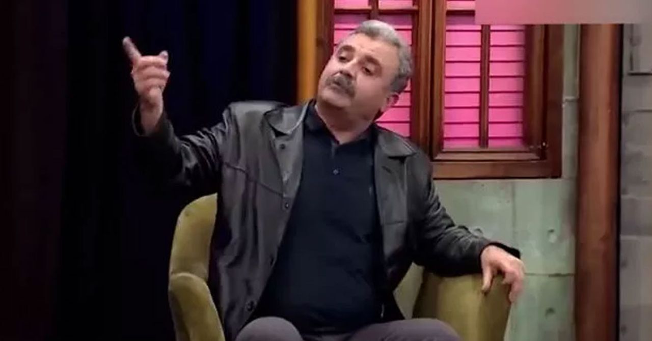 Güldür Güldür Sırrı Süreyya Önder Güldür Güldür Sırrı Süreyya Önder