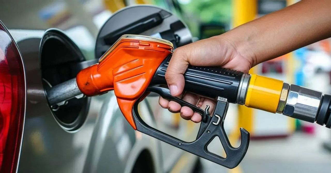 Güncel akaryakıt fiyatları 29 Nisan 2024: Benzin ve motorin ne kadar oldu, zam veya indirim var mı? Güncel akaryakıt fiyatları 29 Nisan 2024: Benzin ve motorin ne kadar oldu, zam veya indirim var mı?