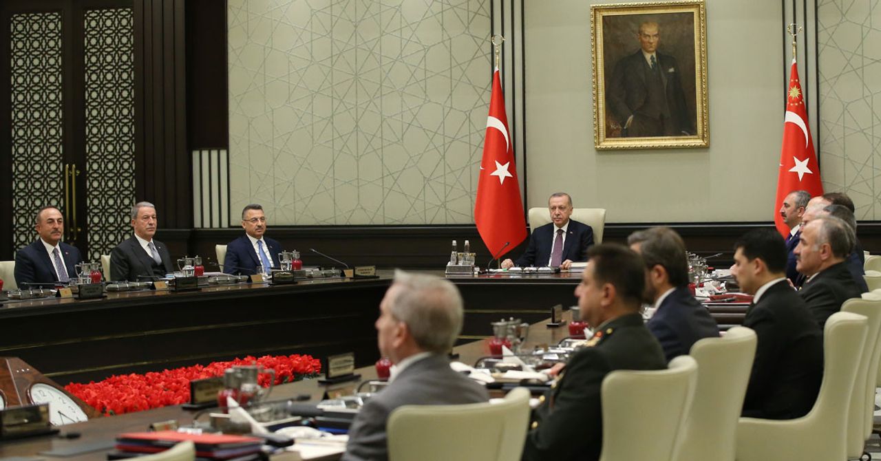 Gündem deprem ve seçim Gündem deprem ve seçim