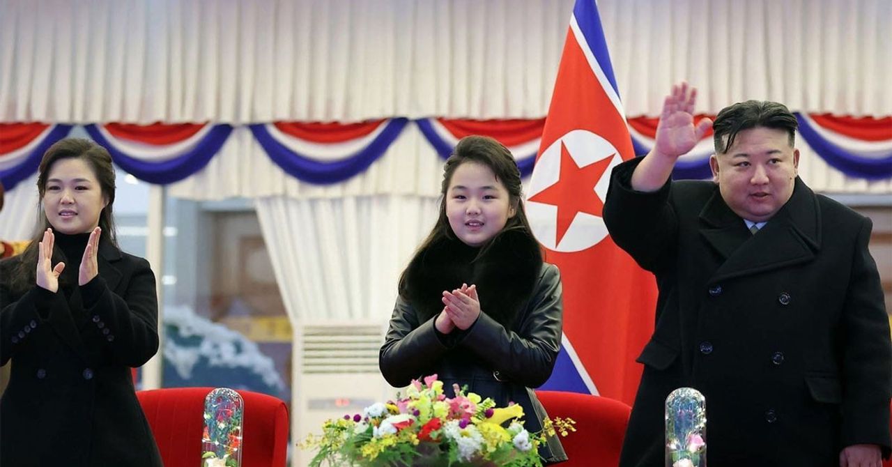 Güney Kore Birleşme Bakanlığı Sözcüsü Koo Byoung-sam, Kuzey Kore lideri Kim Jong-un Güney Kore Birleşme Bakanlığı Sözcüsü Koo Byoung-sam, Kuzey Kore lideri Kim Jong-un