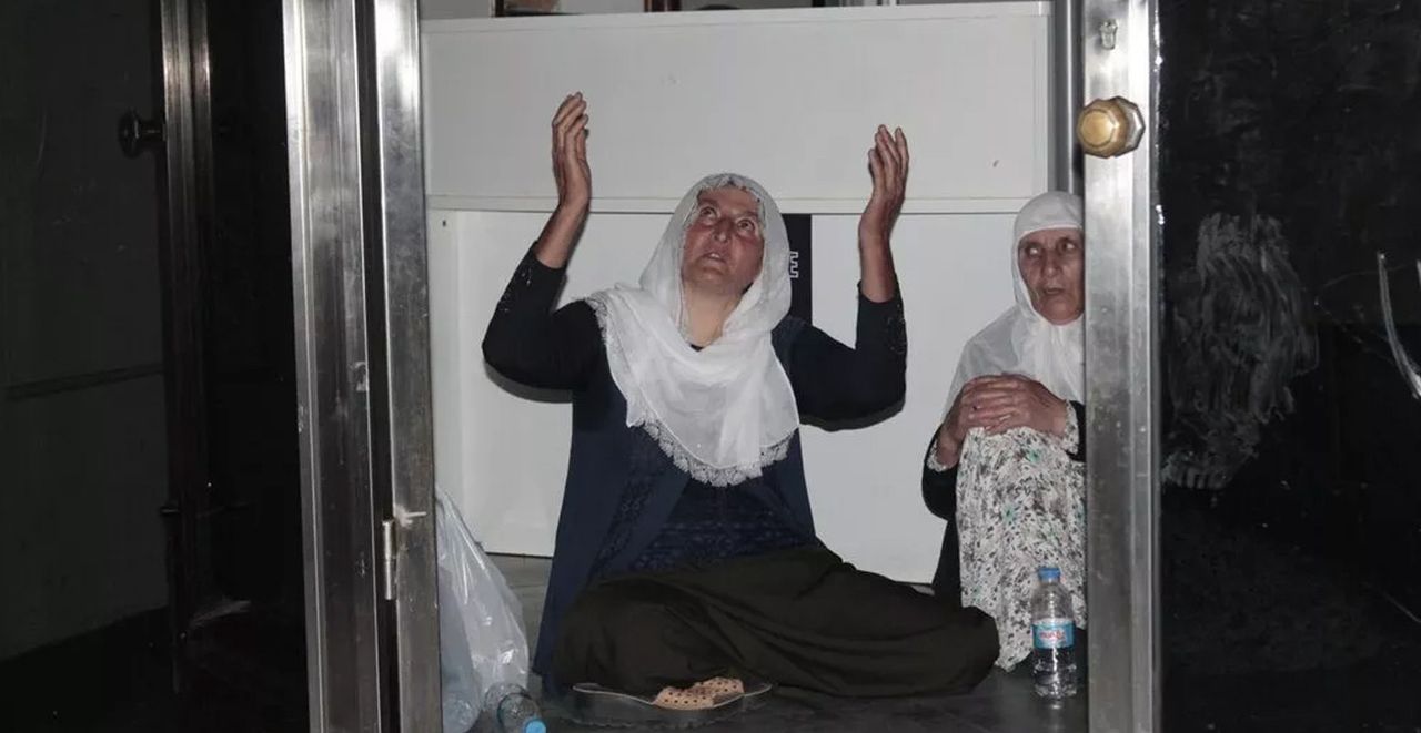 Hacire Akar oğlunun kaybetti Hacire Akar oğlunun kaybetti
