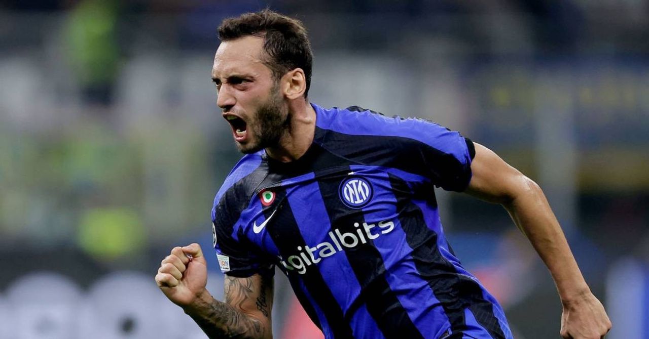 Hakan Çalhanoğlu Hakan Çalhanoğlu