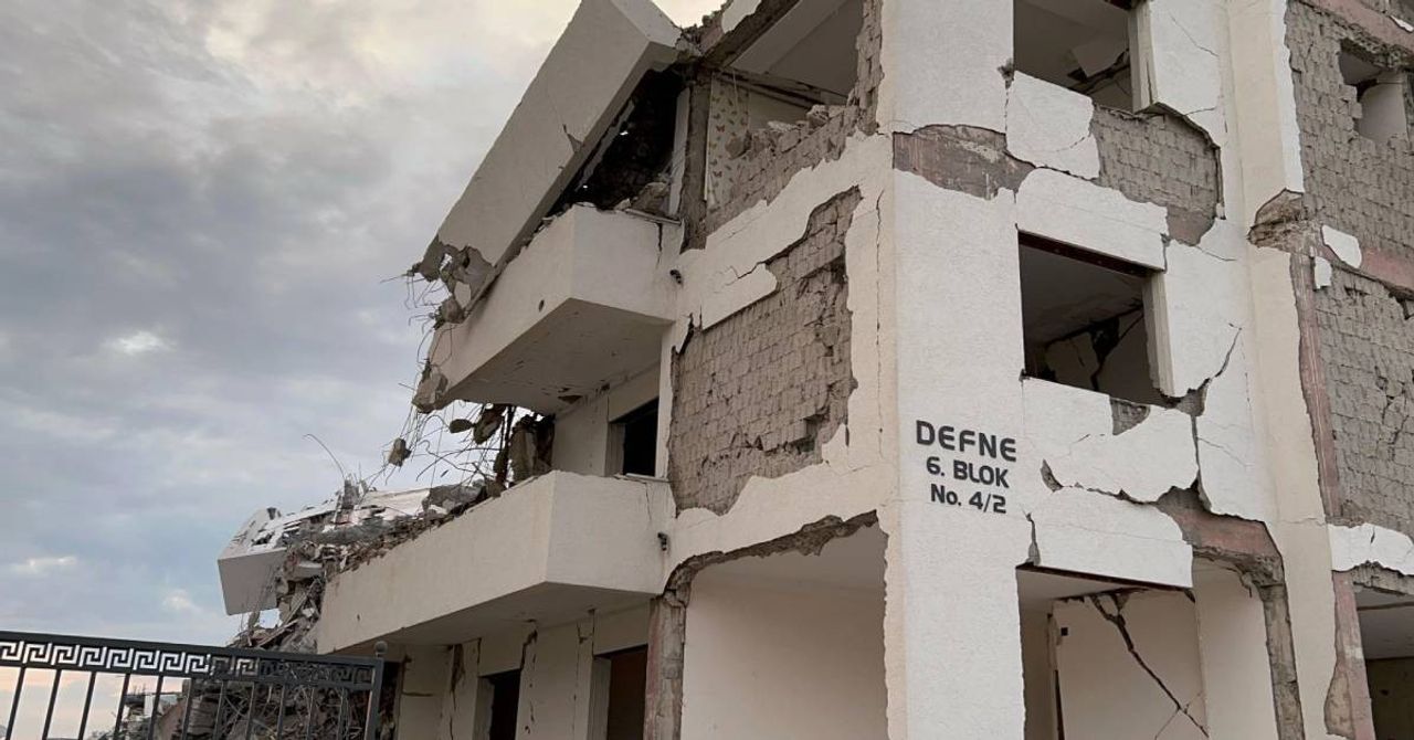 Hatay 13 Katlı Bina Hatay 13 Katlı Bina