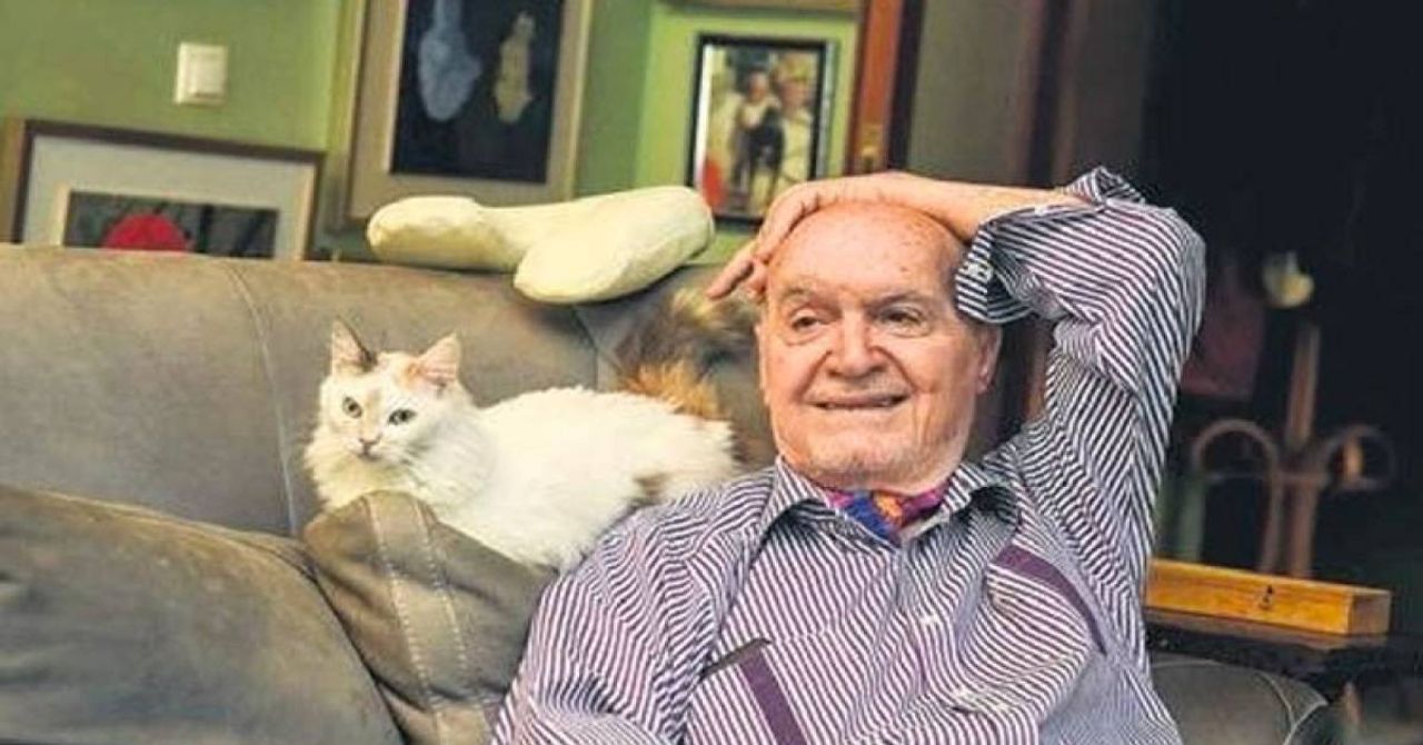 Hıncal Uluç Hayatını Kaybetti Hıncal Uluç Hayatını Kaybetti