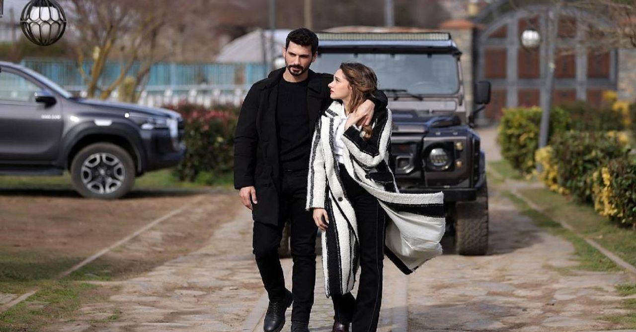 Hudutsuz Sevda Hudutsuz Sevda