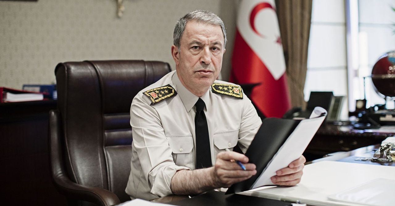 Hulusi Akar