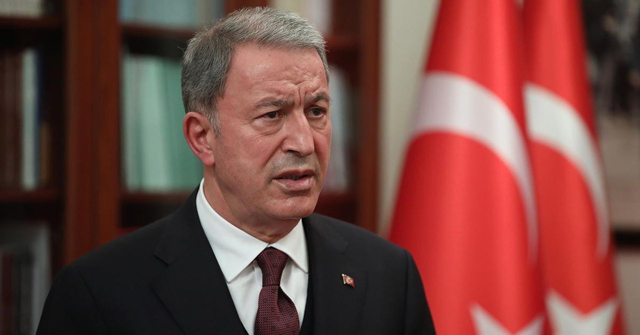 Hulusi Akar