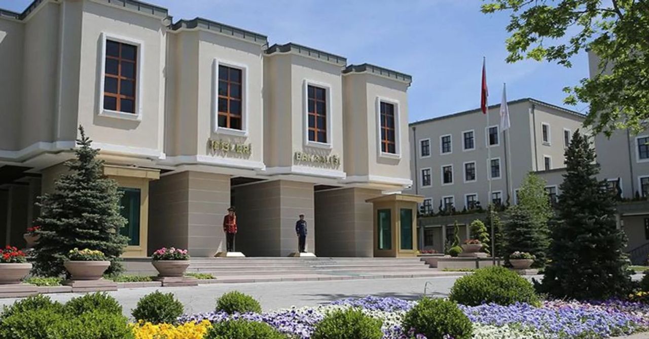 İçişleri Bakanlığı’na dev atama: On binlerce kişi göreve başladı İçişleri Bakanlığı’na dev atama: On binlerce kişi göreve başladı