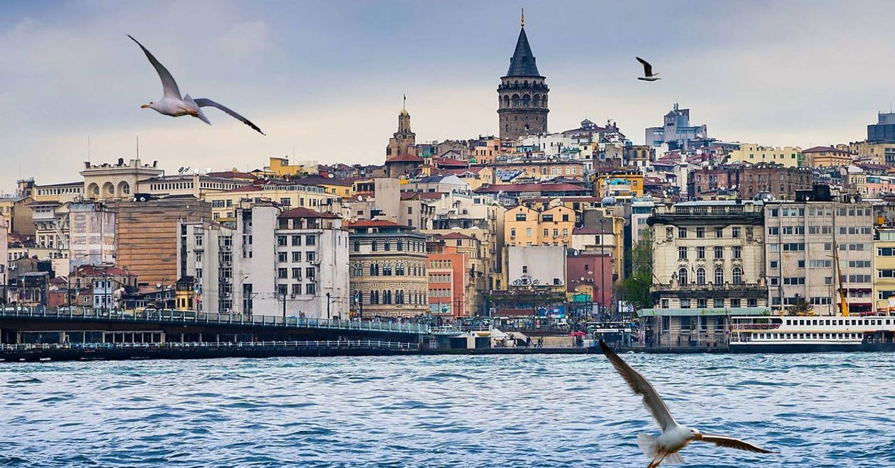 İran ve Türkiye arasındaki ilişki İran ve Türkiye arasındaki ilişki