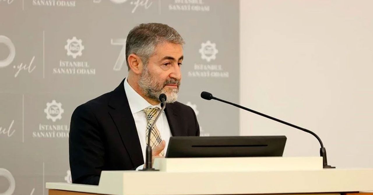 İş insanlarına müjdeli haber veren Nureddin Nebati şaşkınlığını gizleyemedi: Akşam uyuşukluğu herhalde! İş insanlarına müjdeli haber veren Nureddin Nebati şaşkınlığını gizleyemedi: Akşam uyuşukluğu herhalde!