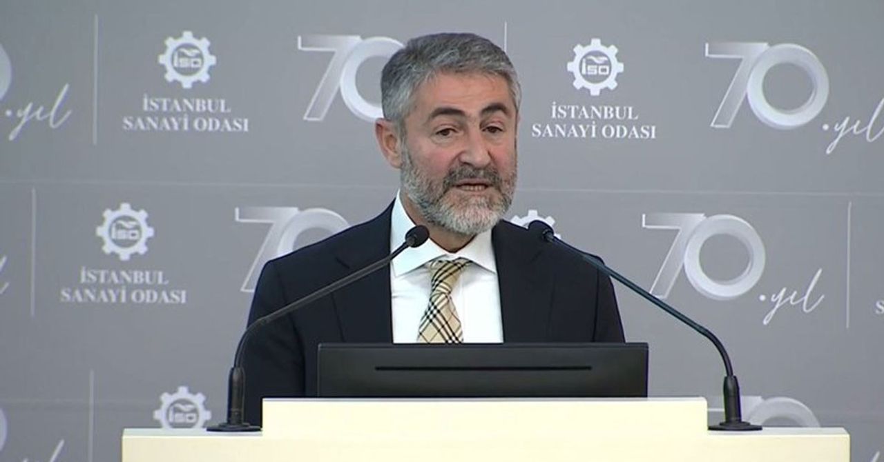 İş insanlarına müjdeli haber veren Nureddin Nebati şaşkınlığını gizleyemedi: Akşam uyuşukluğu herhalde! İş insanlarına müjdeli haber veren Nureddin Nebati şaşkınlığını gizleyemedi: Akşam uyuşukluğu herhalde!