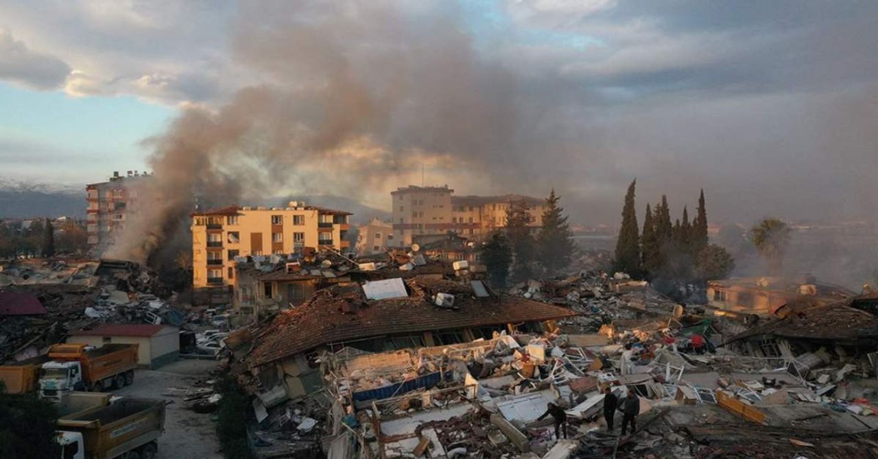 İstanbul Depremi İstanbul Depremi