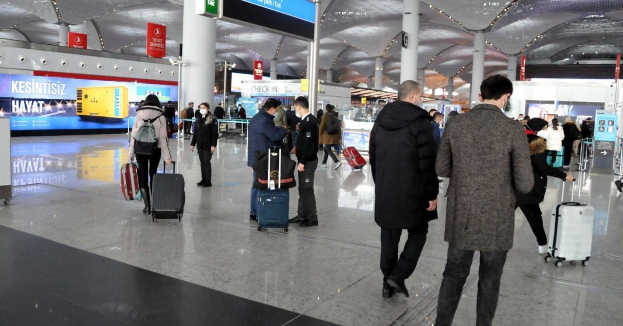 İstanbul Havalimanı’nda maymun çiçeği hareketliliği: 11 Afrika ülkesinden yapılan uçuşlar takibe alındı İstanbul Havalimanı’nda maymun çiçeği hareketliliği: 11 Afrika ülkesinden yapılan uçuşlar takibe alındı