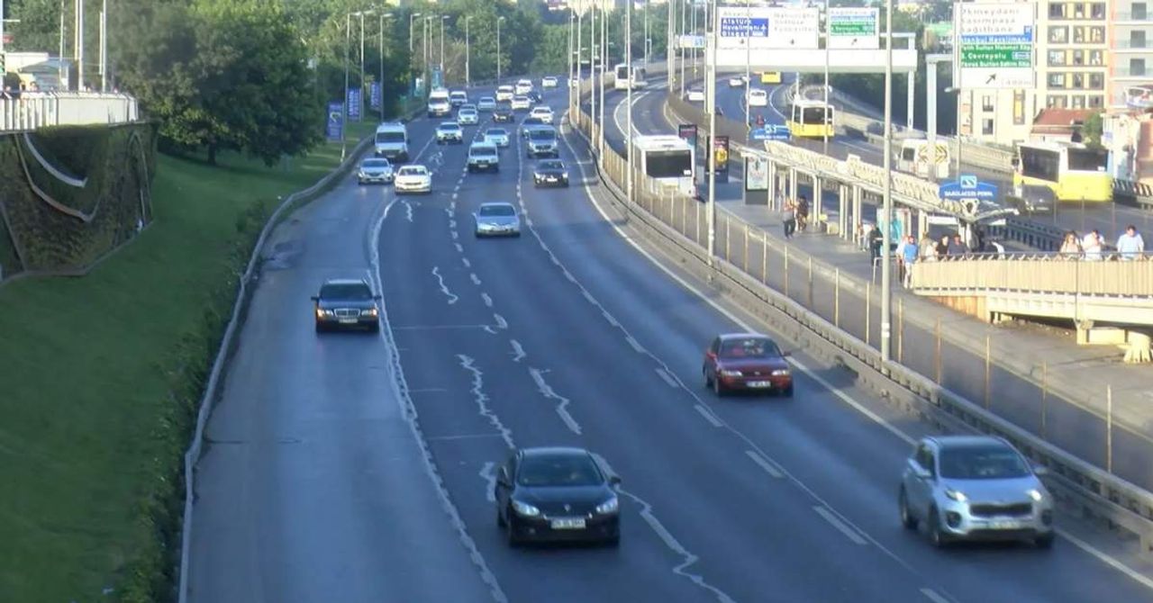 İstanbul trafik yoğunluğu İstanbul trafik yoğunluğu