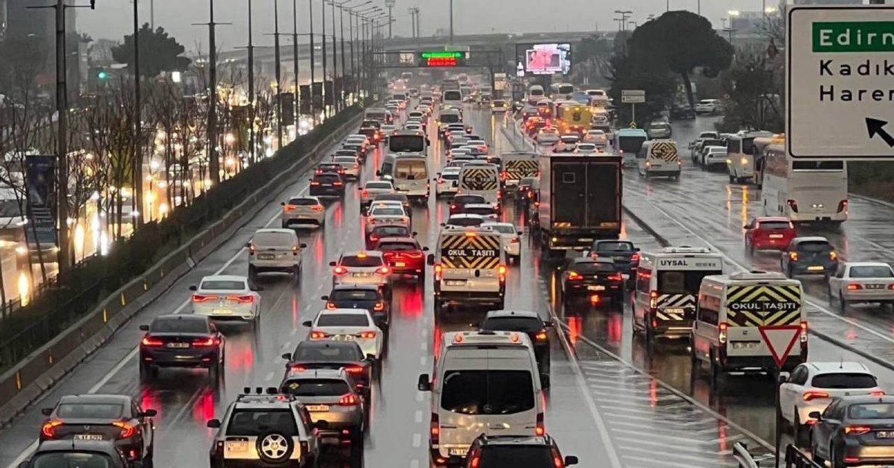 İstanbul Trafik Yoğunluğu İstanbul Trafik Yoğunluğu