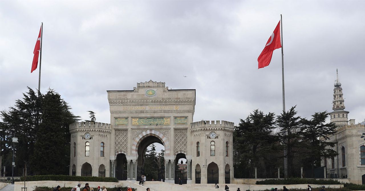 İstanbul Üniversitesi İstanbul Üniversitesi