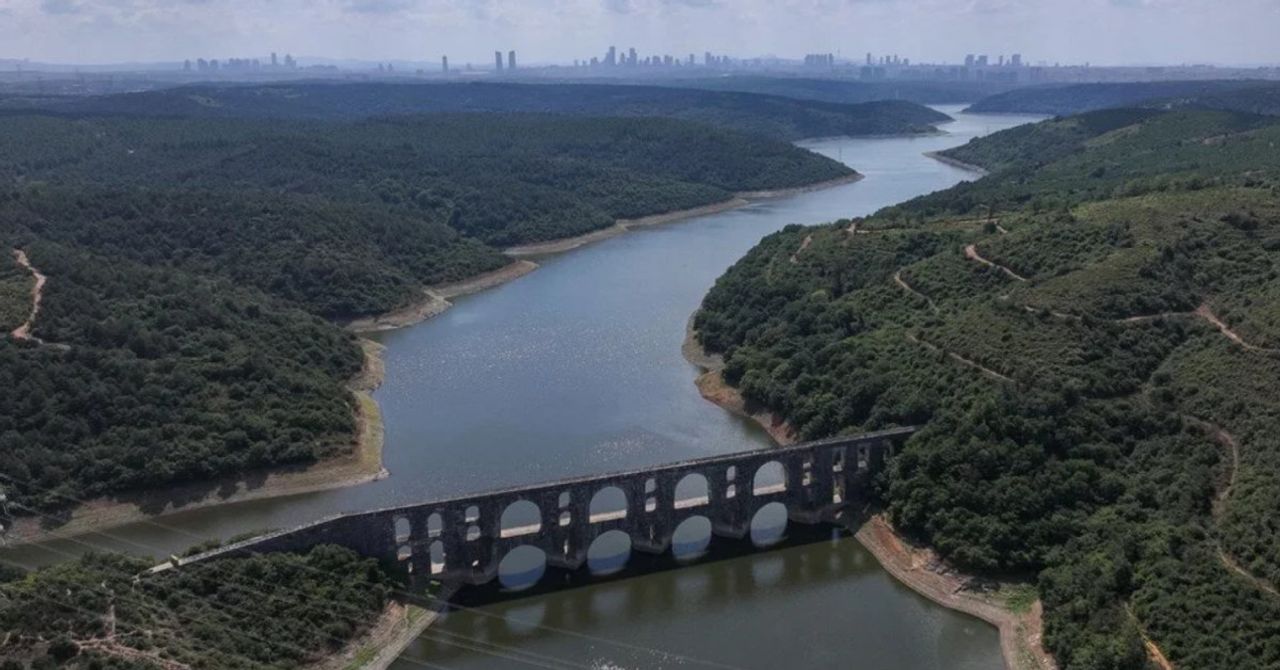 İstanbul’da barajların su seviyesi yüzde 60’ın altında: Uzman isimlerden tasarruf çağrısı İstanbul’da barajların su seviyesi yüzde 60’ın altında: Uzman isimlerden tasarruf çağrısı
