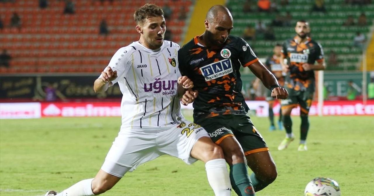 İstanbulspor Alanyaspor İstanbulspor Alanyaspor