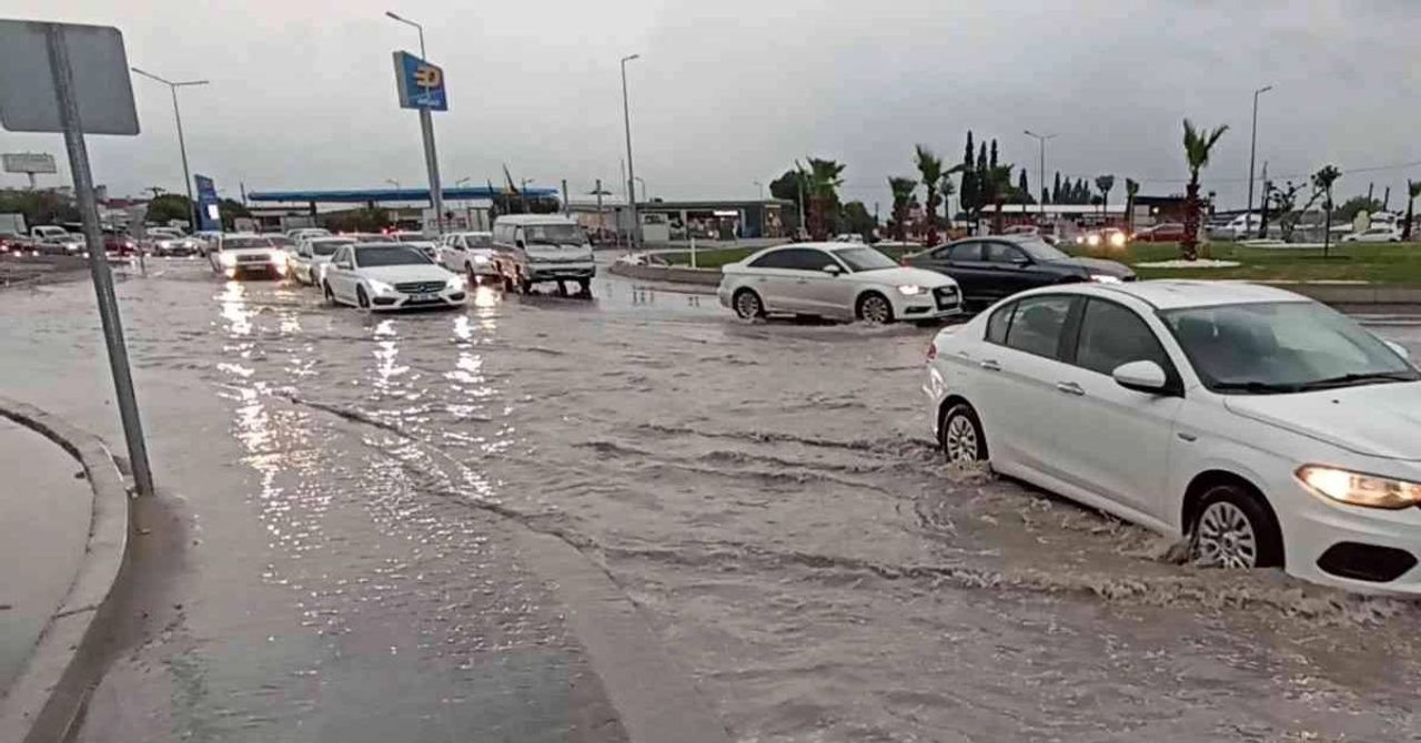 İzmir Sağanak Yağış İzmir Sağanak Yağış