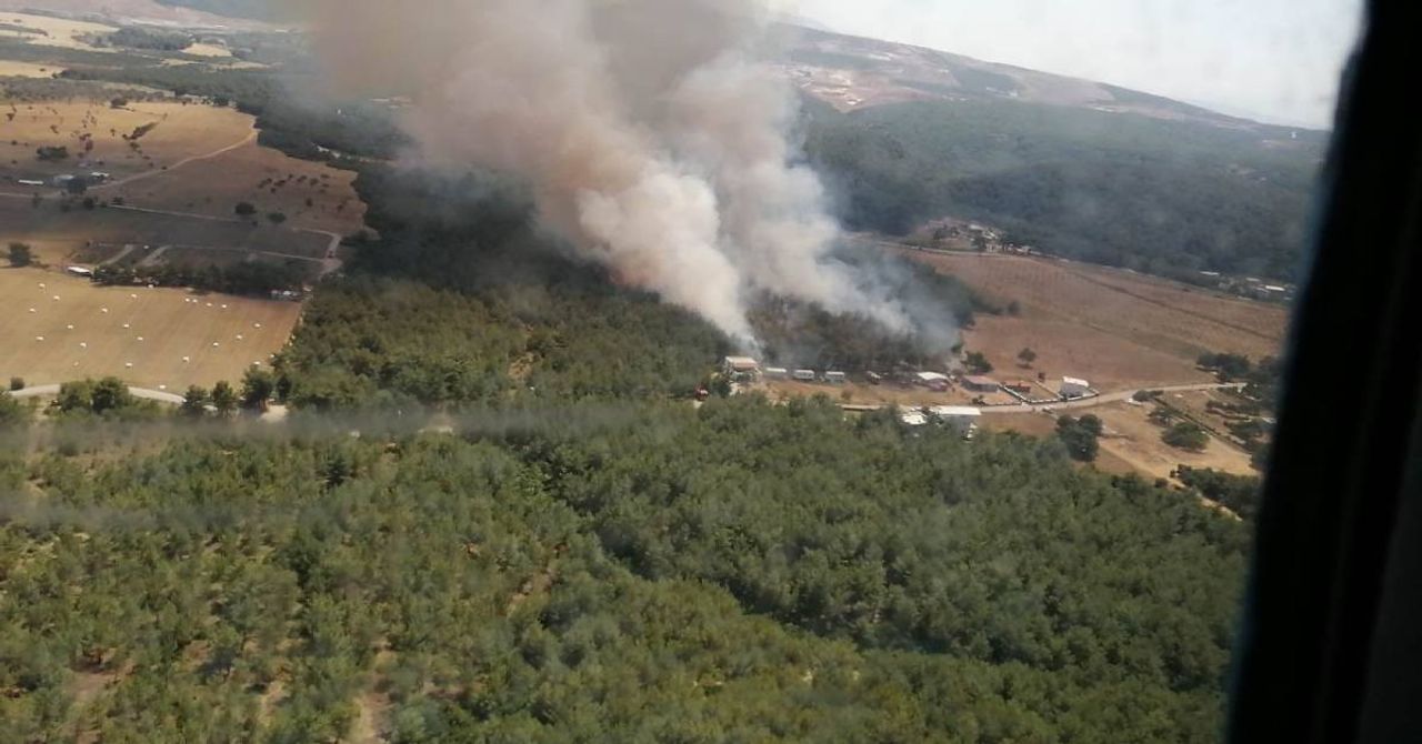 İzmir Yangın Helikopter Düştü İzmir Yangın Helikopter Düştü