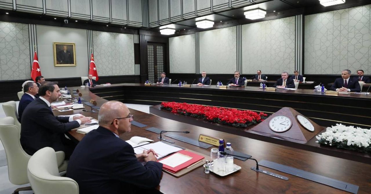 Kabine Toplantısı ne zaman ve saat kaçta? Mart ayı Kabine Toplantısı hangi gün yapılacak? Kabine Toplantısı gündemleri Kabine Toplantısı ne zaman ve saat kaçta? Mart ayı Kabine Toplantısı hangi gün yapılacak? Kabine Toplantısı gündemleri