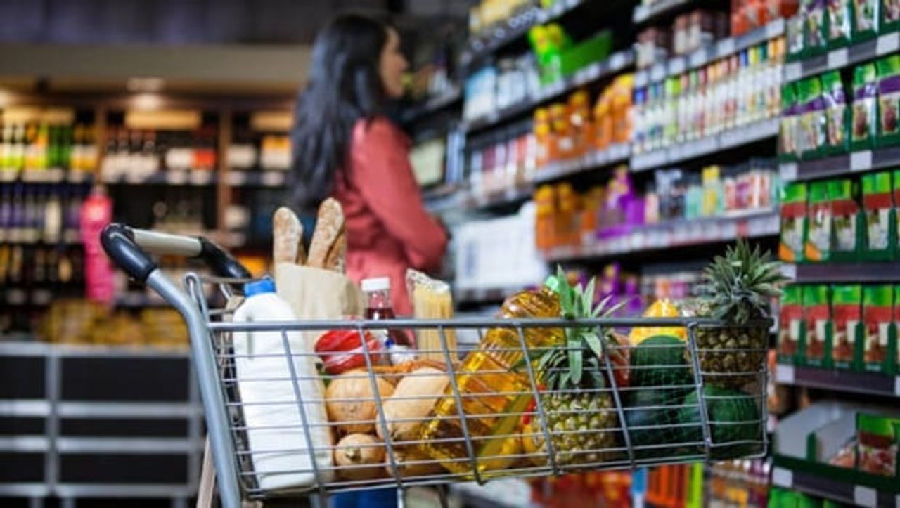 Kaçmaz fırsat paylaşıldı! Tek şart sağlayan o marketten 1.000 TL hediye çekini kapacak Kaçmaz fırsat paylaşıldı! Tek şart sağlayan o marketten 1.000 TL hediye çekini kapacak