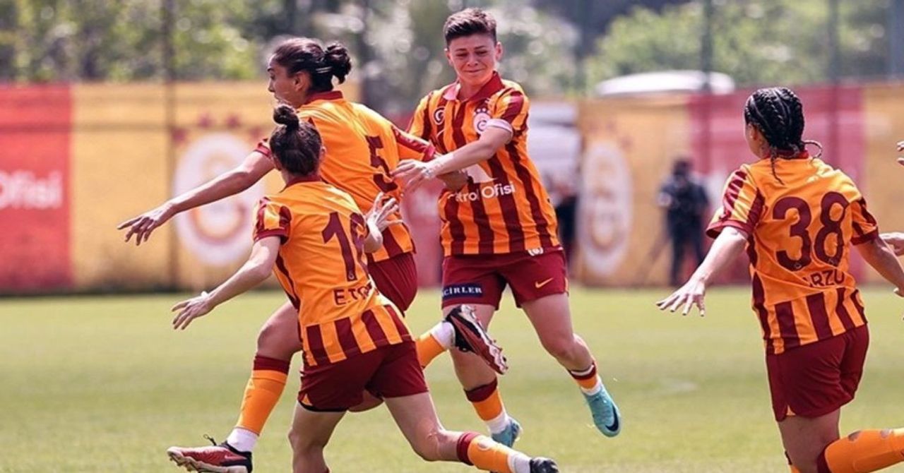 Kadınlar Futbol Süper Ligi’nde şampiyon belli oldu: Galatasaray ipi göğüsledi Kadınlar Futbol Süper Ligi’nde şampiyon belli oldu: Galatasaray ipi göğüsledi