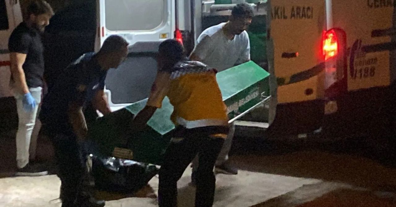 Kahramanmaraş’ta kan donduran cinayet: Erkek arkadaşını 30 yerinden bıçaklayarak öldürdü Kahramanmaraş’ta kan donduran cinayet: Erkek arkadaşını 30 yerinden bıçaklayarak öldürdü