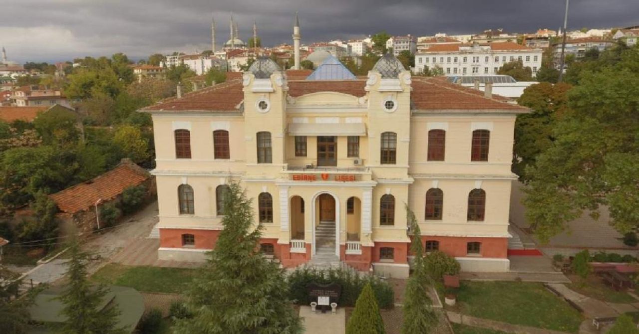 Kara Tahta dizisi çekim yerleri Kara Tahta dizisi çekim yerleri