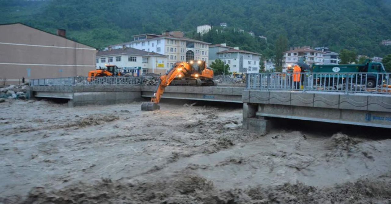 Kastamonu, Sinop, Amasya Sağanak Yağış Kastamonu, Sinop, Amasya Sağanak Yağış