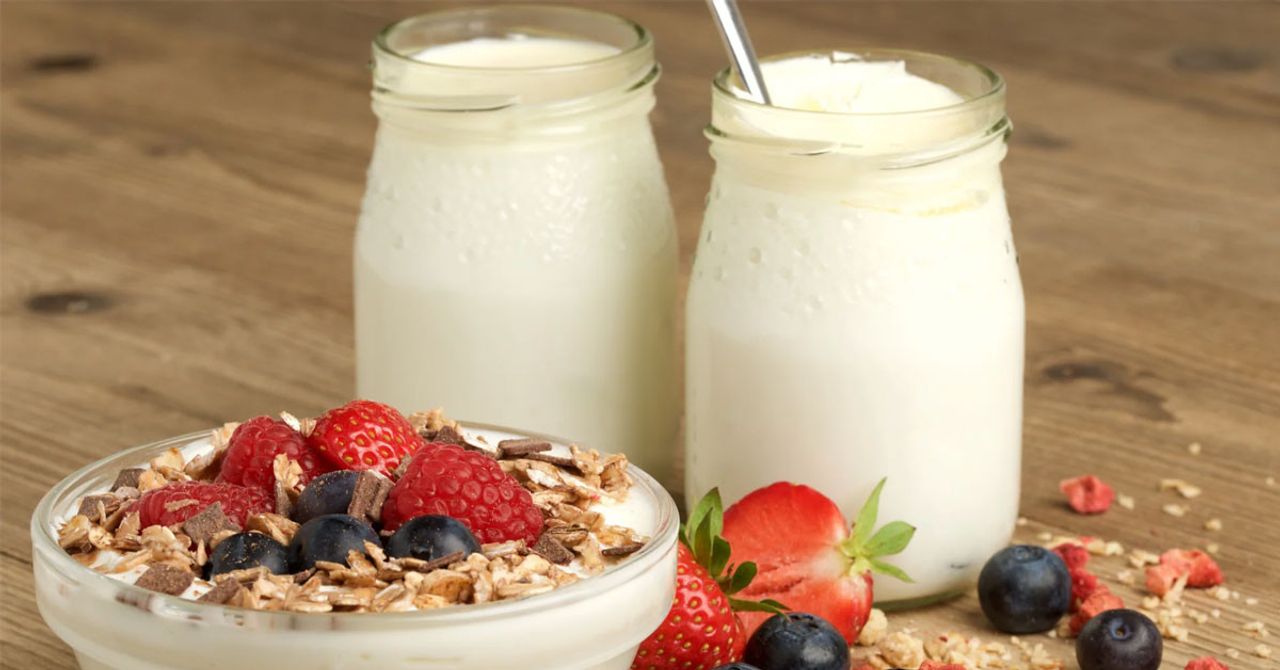 Kefir ve meyve Kefir ve meyve