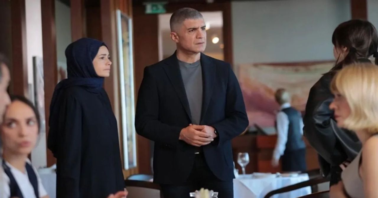 Kızıl Goncalar bu akşam sezon finalini yapıyor: Kızıl Goncalar yeni bölümde (20.bölüm) neler olacak? Kızıl Goncalar bu akşam sezon finalini yapıyor: Kızıl Goncalar yeni bölümde (20.bölüm) neler olacak?