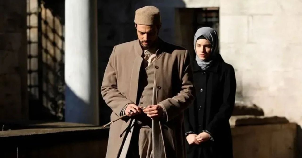 Kızıl Goncalar yeni sezon ne zaman başlıyor? Kızıl Goncalar 2. sezon fragmanı ve oyuncuları Kızıl Goncalar yeni sezon ne zaman başlıyor? Kızıl Goncalar 2. sezon fragmanı ve oyuncuları