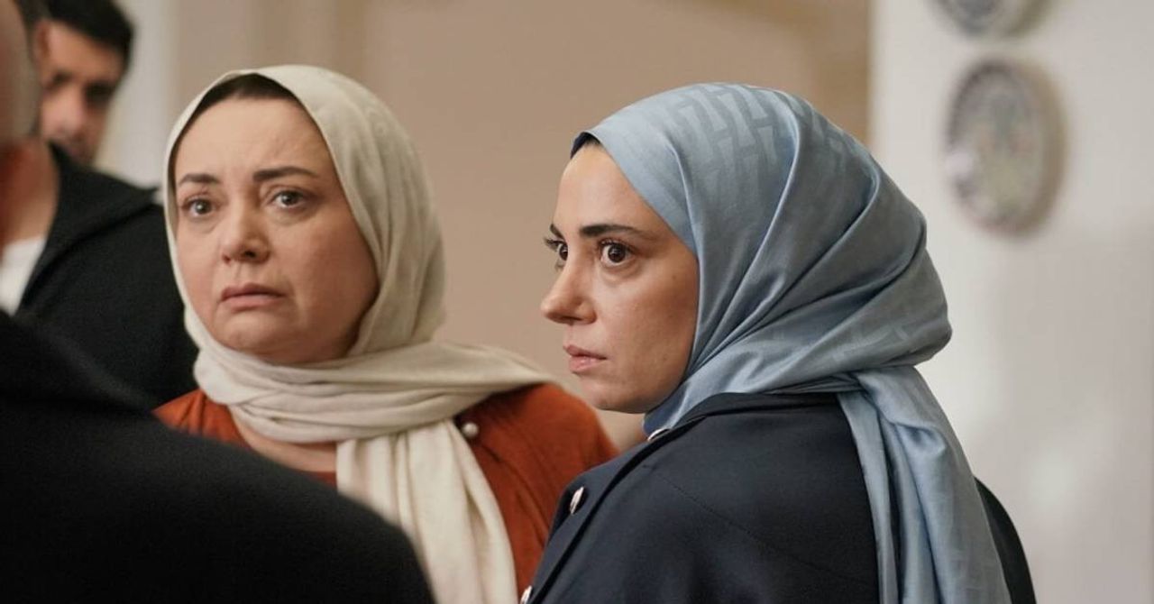 Kızılcık Şerbeti Kızılcık Şerbeti