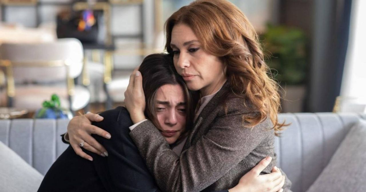 Kızılcık Şerbeti Yeni Bölüm Kızılcık Şerbeti Yeni Bölüm