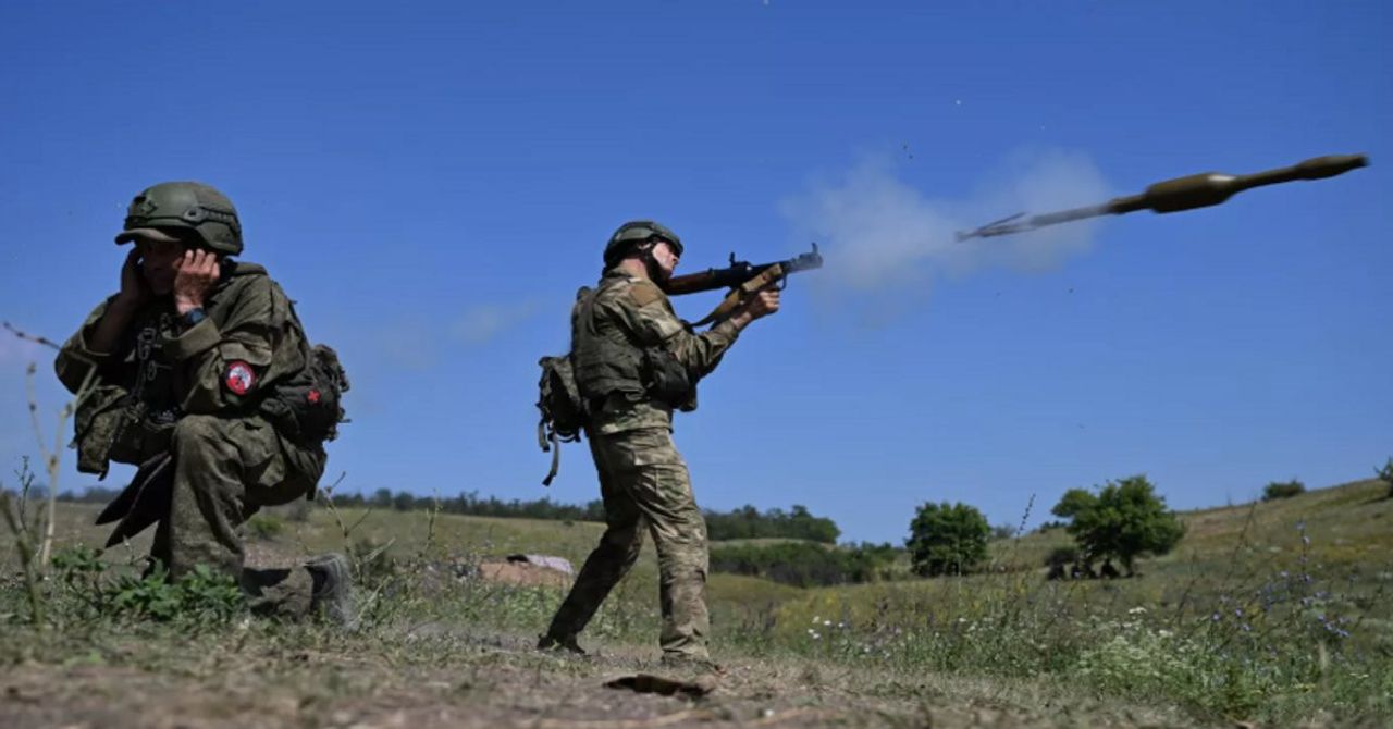 Kursk bölgesinde kırmızı alarm verildi: On binlerce kişi tahliye edildi Kursk bölgesinde kırmızı alarm verildi: On binlerce kişi tahliye edildi