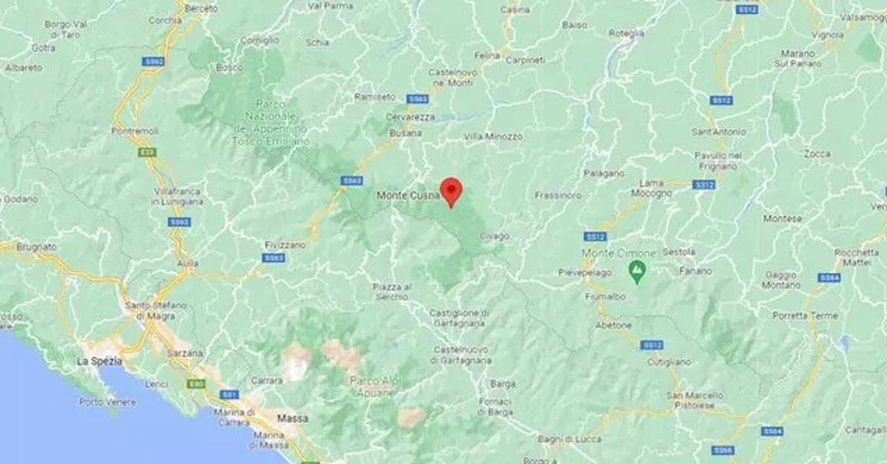 Kurtarma görevlileri bölgede Kurtarma görevlileri bölgede