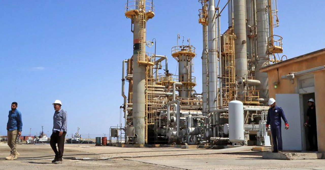 Libya petrol üretimini durdurdu: 3 günde 120 milyon dolar zarar Libya petrol üretimini durdurdu: 3 günde 120 milyon dolar zarar
