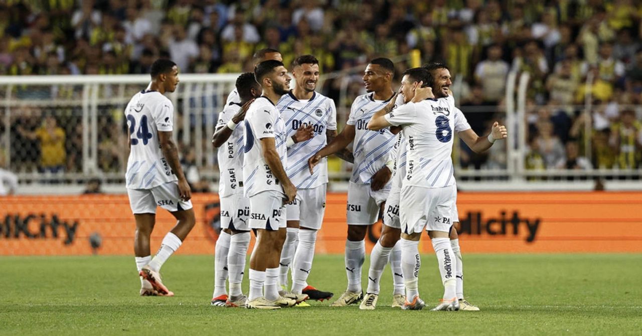 Lugano Fenerbahçe maçı ne zaman, saat kaçta ve hangi kanalda? Lugano Fenerbahçe maçı şifresiz yayınlayan kanallar hangileri? Lugano Fenerbahçe maçı ne zaman, saat kaçta ve hangi kanalda? Lugano Fenerbahçe maçı şifresiz yayınlayan kanallar hangileri?