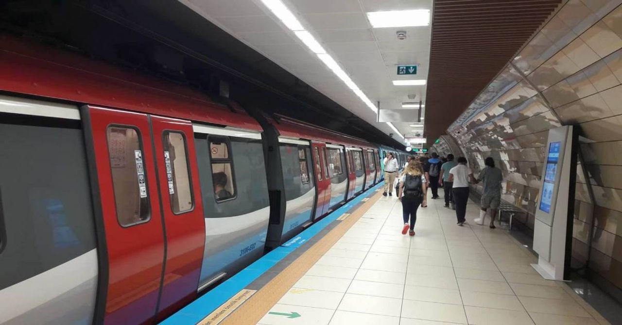M2 Yenikapı-Hacıosman metro hattı kapatıldı mı? Taksim Şişhane metrosu ne zaman açılacak? Metro İstanbul’dan açıklama geldi M2 Yenikapı-Hacıosman metro hattı kapatıldı mı? Taksim Şişhane metrosu ne zaman açılacak? Metro İstanbul’dan açıklama geldi