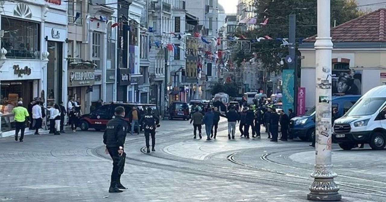 Macron Taksim Patlaması Açıklaması Macron Taksim Patlaması Açıklaması