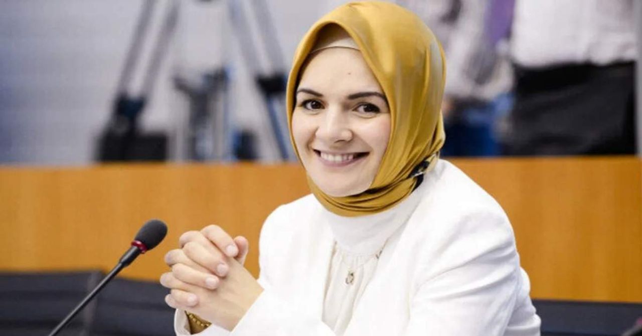 Mahinur Özdemir Göktaş Mahinur Özdemir Göktaş