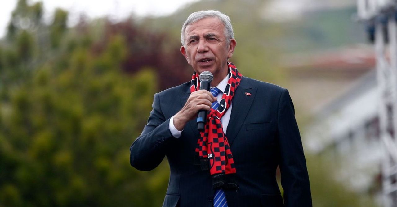 Mansur Yavaş’tan UEFA’nın bozkurt kararına sert tepki: ‘Türklerin kimliğini temsil eder’ Mansur Yavaş’tan UEFA’nın bozkurt kararına sert tepki: ‘Türklerin kimliğini temsil eder’